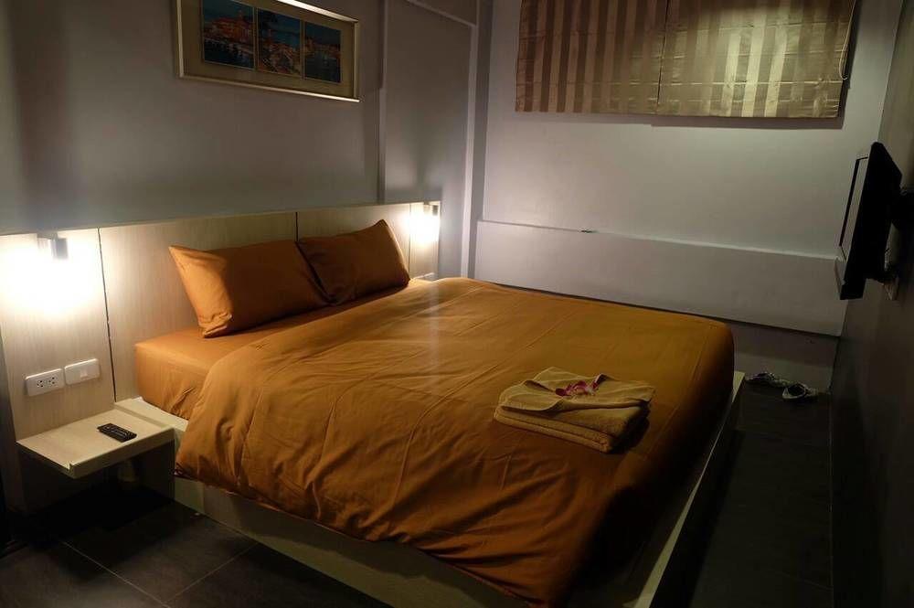 Hostel Rockstel Loma Phuket Exteriér fotografie
